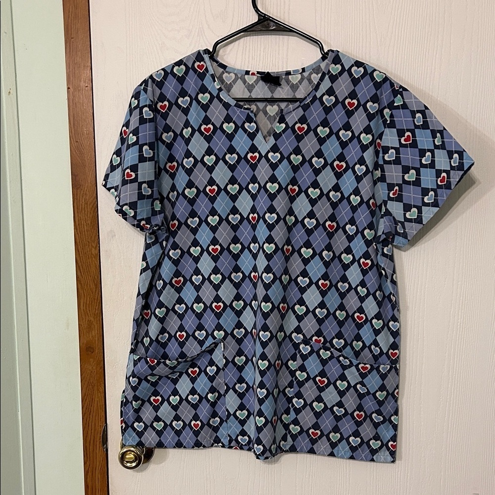Cherokee Studio Heart Patterned Blue Scrub Top PTP 23โ